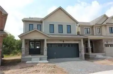 8058 Hackberry Trail Niagara Falls Ontario L2H 0P1