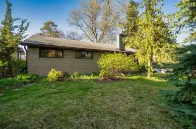 55 North Hills Terrace Toronto C13 Ontario M3C 1M5
