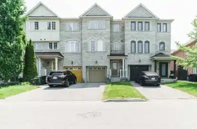 15 Oates Drive Toronto E04 Ontario M1L 0A9
