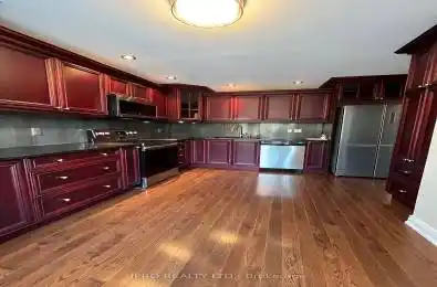 18 Stonedale Placeway Toronto C13 Ontario M3B 1W3