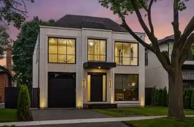 121 Edgecroft Road Toronto W07 Ontario M8Z 2C2