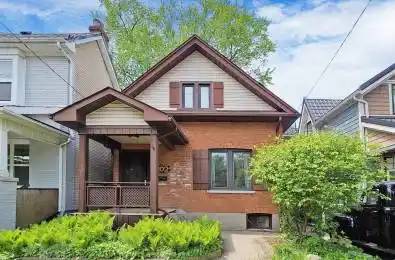 202 Scarborough Road Toronto E02 Ontario M4E 3M6