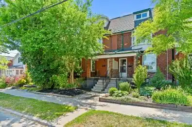 32 Castleton Avenue Toronto W03 Ontario M6N 3Z5