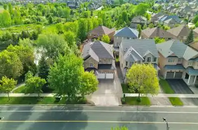 295 Stonebridge Drive Markham Ontario L6C 2Y1