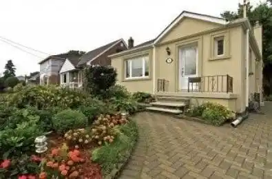 38 Ainsdale Road Unit# Main Floor Toronto E04 Ontario M1R 3Y8