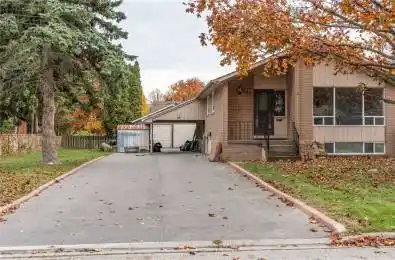 841 Reytan Boulevard Unit# Apt B Pickering Ontario L1H 1C7