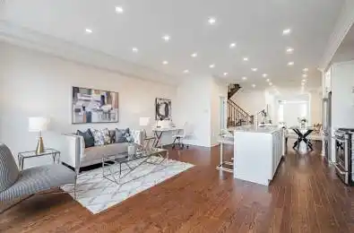 10 Causland Lane Richmond Hill Ontario L4S 0G5