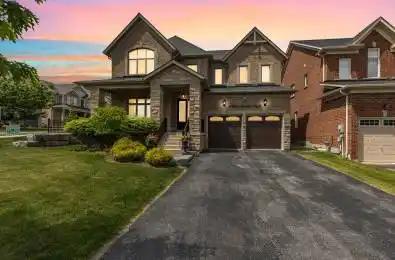 1 Elmer Daniels Court Whitchurch-Stouffville Ontario L4A 1V6