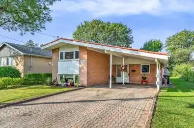 130 Verobeach Boulevard Toronto W05 Ontario M9M 1R1