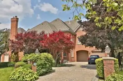5095 Forest Hill Drive Mississauga Ontario L5M 5A2