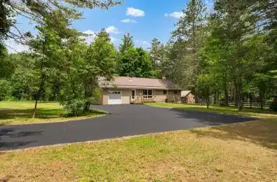 32 Papineau Lake Road Hastings Highlands Ontario K0L 2R0