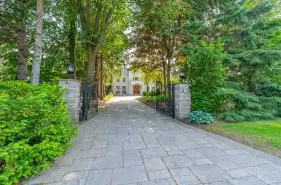 29 Bayview Ridge Toronto C12 Ontario M2L 1E3