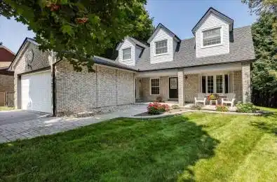 2 Royal Oak Road East Gwillimbury Ontario L0G 1M0