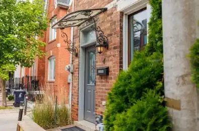 4 Whitaker Avenue Toronto C01 Ontario M6J 1A1