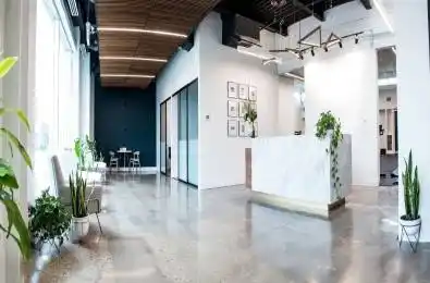 41 Scarsdale Road Unit# 2 Toronto C12 Ontario M3B 2R2