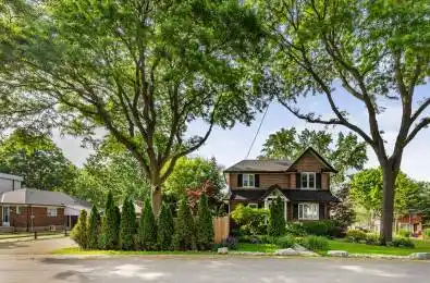 33 McIntosh Avenue Toronto W07 Ontario M8Y 3E1