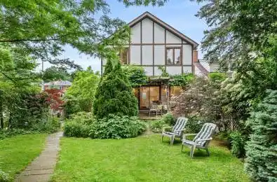 297 Deloraine Avenue Toronto C04 Ontario M5M 2B2