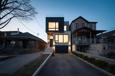 152 Aileen Avenue Toronto W03 Ontario M6M 1G2