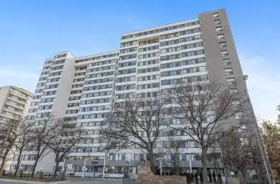 3000 Bathurst Street Unit# 1210 Toronto C04 Ontario M6B 3B4
