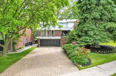 5 Poplar Heights Drive Toronto W08 Ontario M9A 5A1