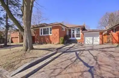 182 Moore Park Avenue Toronto C07 Ontario M2M 1N2
