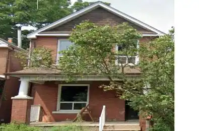 90 Ilford Road Toronto C02 Ontario M6G 2H5
