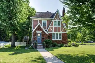 18 Victoria Street Perth Ontario K7H 2H6