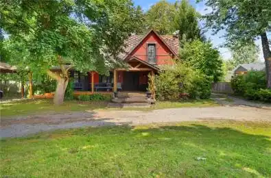164 THOROLD Road Welland Ontario L3C 3V6