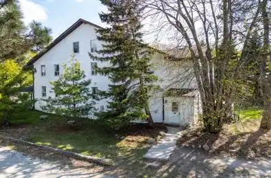 210 ARLBERG Crescent Blue Mountains Ontario L9Y 0M1