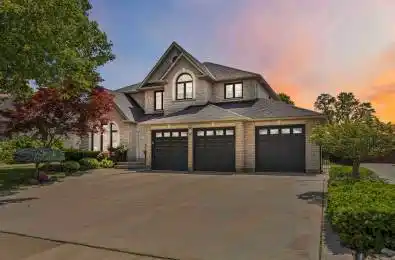 27 Gaydon Avenue Toronto W05 Ontario M9M 1G6