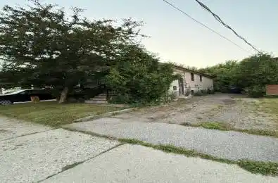 38 Sultana Avenue Toronto C04 Ontario M6A 1T1