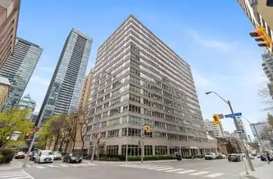 71 Charles Street Unit# 1401 Toronto C08 Ontario M4Y 2T3