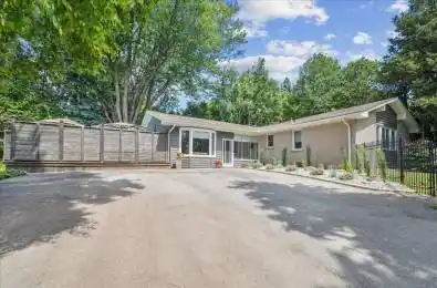 15 Ireson Road Burlington Ontario L7R 3X5