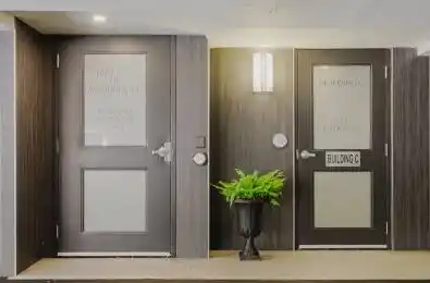 121 Woodbridge Avenue Unit# 321 Vaughan Ontario L4L 9E3