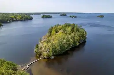 1032 Evergreen Crescent Gravenhurst Ontario P1P 1R1
