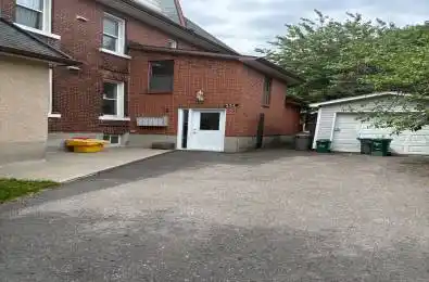 554 Highcroft Avenue Westboro - Hampton Park Ontario K1Z 5J5