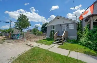 203 Quebec Street Oshawa Ontario L1J 1X9
