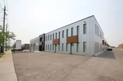 120 Norfinch Drive Unit# 31 Toronto W05 Ontario M3N 1X3