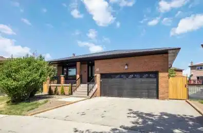 54 ELMARTIN Drive Toronto E05 Ontario M1W 3C5