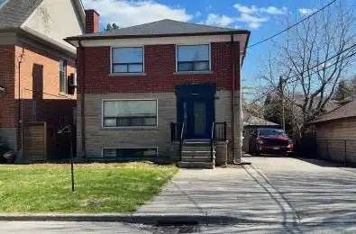 38 Worthington Crescent Toronto W01 Ontario M6S 3P6