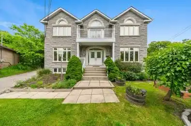 20 Romar Crescent Toronto W04 Ontario M6B 1R8