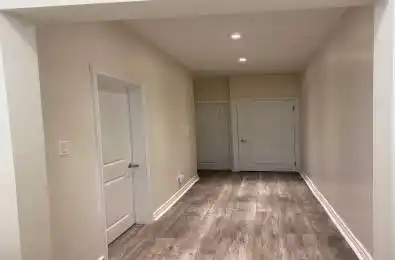 43 Wales Avenue Unit# Main Toronto C01 Ontario M5T 1J3