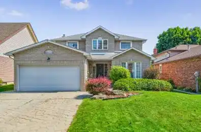 11 Sumner Crescent Grimsby Ontario L3M 5E2