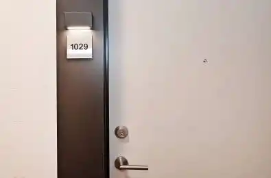 2 David Eyer Road Unit# 1029 Richmond Hill Ontario L4S 0N6