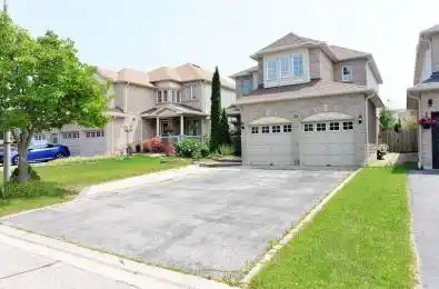 35 Weldon Street Whitby Ontario L1R 2T5