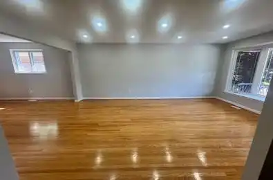 26 PEBBLEHILL Square Toronto E07 Ontario M1S 2P7