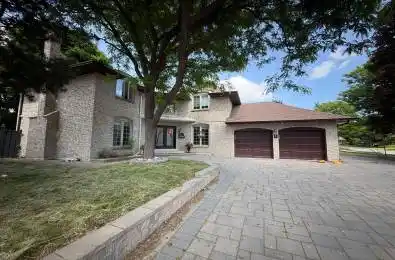 1 Rae Crescent Markham Ontario L3R 2X8