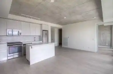 111 Bathurst Street Unit# 709 Toronto C01 Ontario M5V 2R1