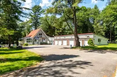 124 Hutcheson Beach Road Huntsville Ontario P1H 1N4