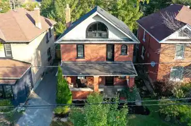 143 Fourth Street Collingwood Ontario L9Y 1R6